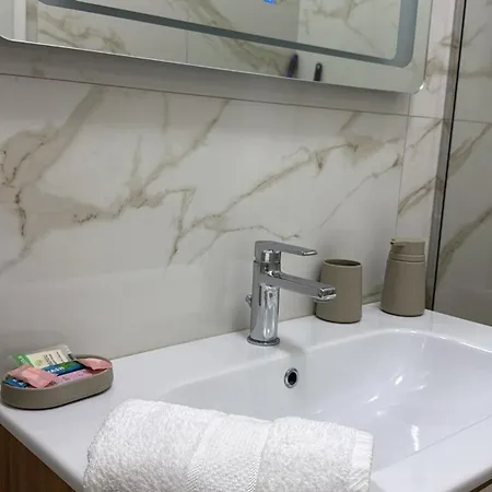 Apartment Hi Mare 1